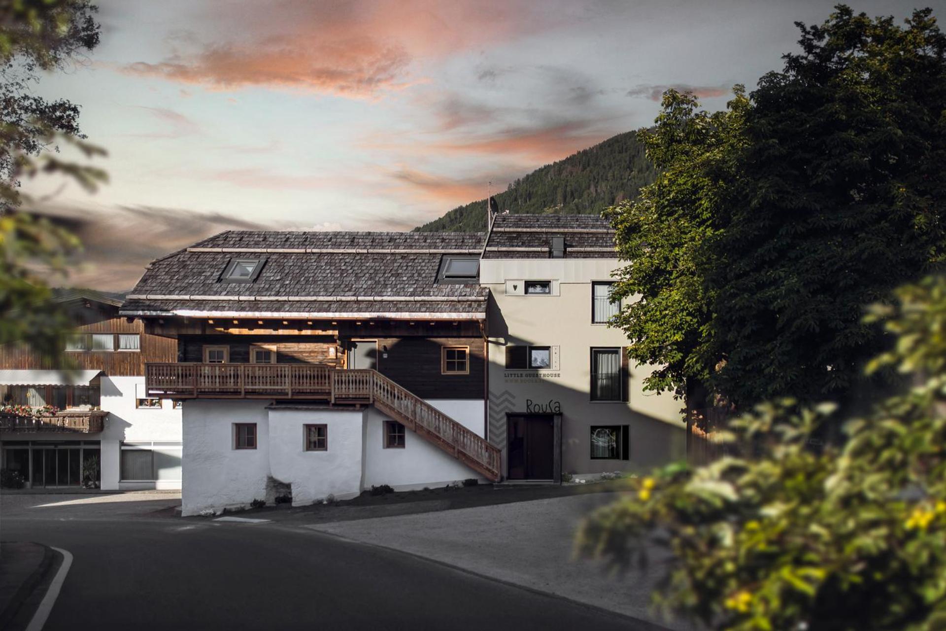 Rousa Little Guesthouse Cosy Rasun di Sopra Ngoại thất bức ảnh